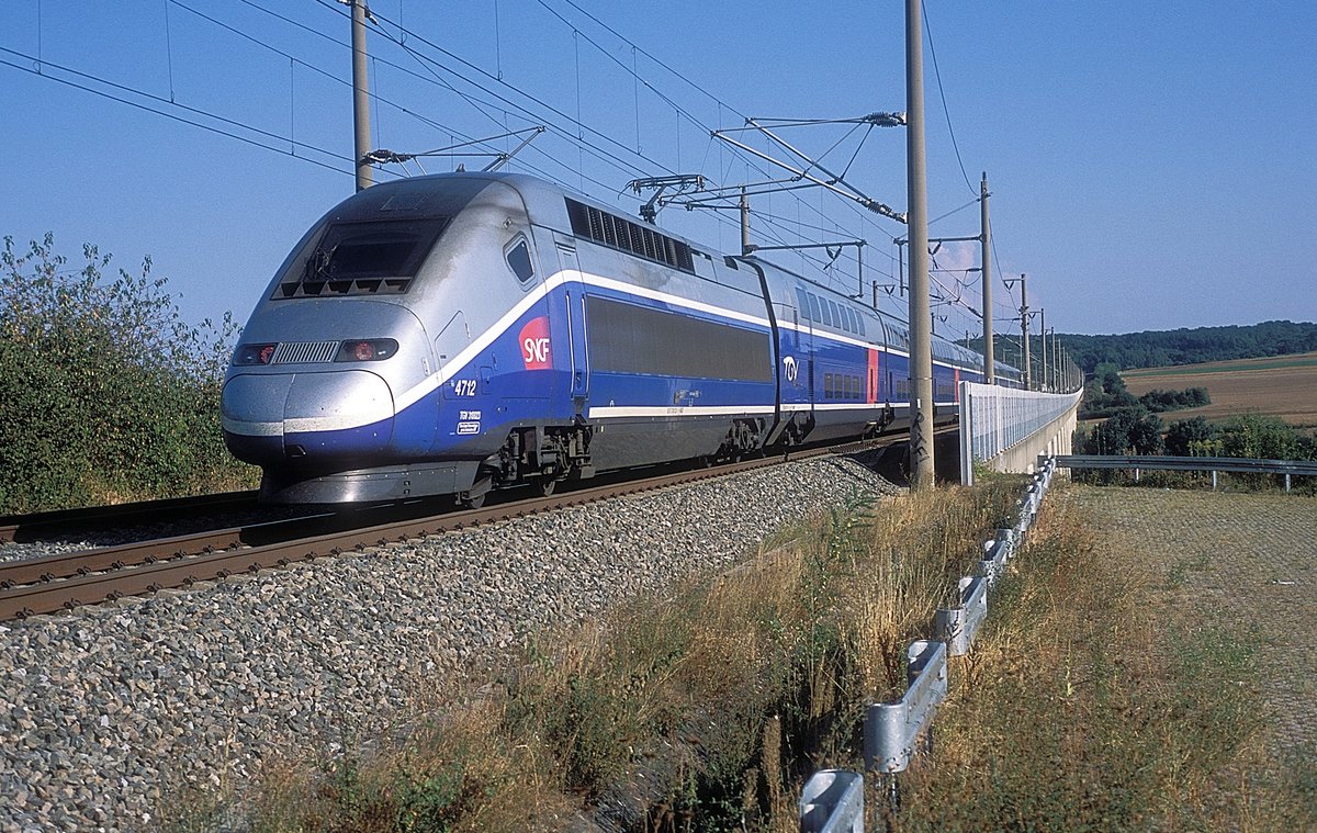 TGV 4712  bei Vaihingen ( Enz )  11.09.16