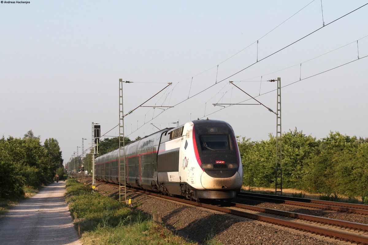 TGV 4716 als TGV 9570 (Stuttgart Hbf-Paris Est) bei Forchheim 30.6.19