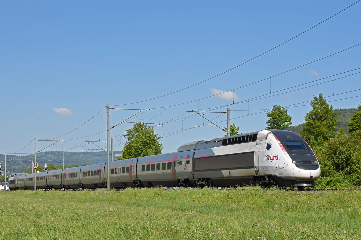 TGV Lyria 4411 fährt Richtung Bahnhof Sissach. Die Aufnahme stammt vom 14.05.2019.