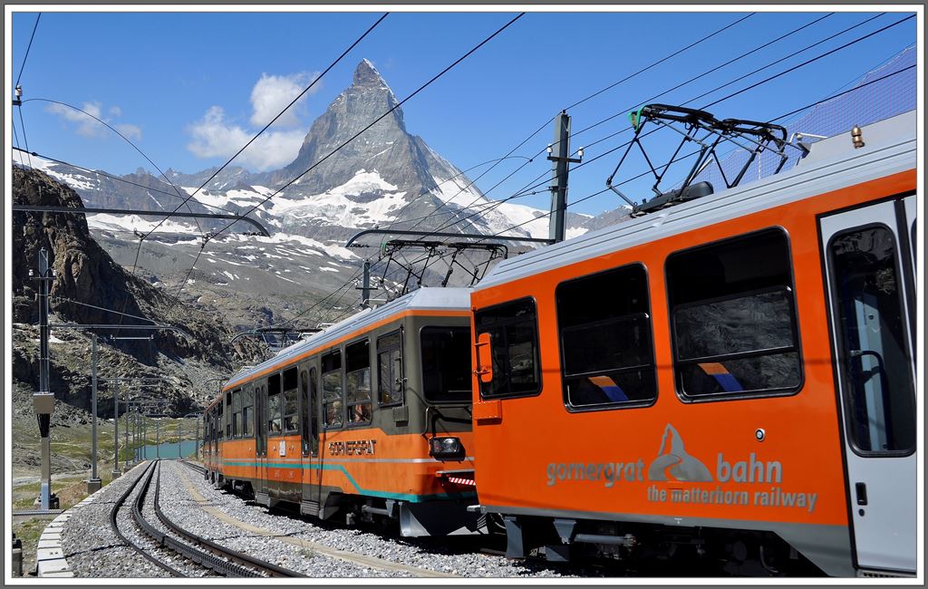 the Matterhorn railway, beide Farbvarianten der Bhe 4/8 3501+3052. (05.08.2013)