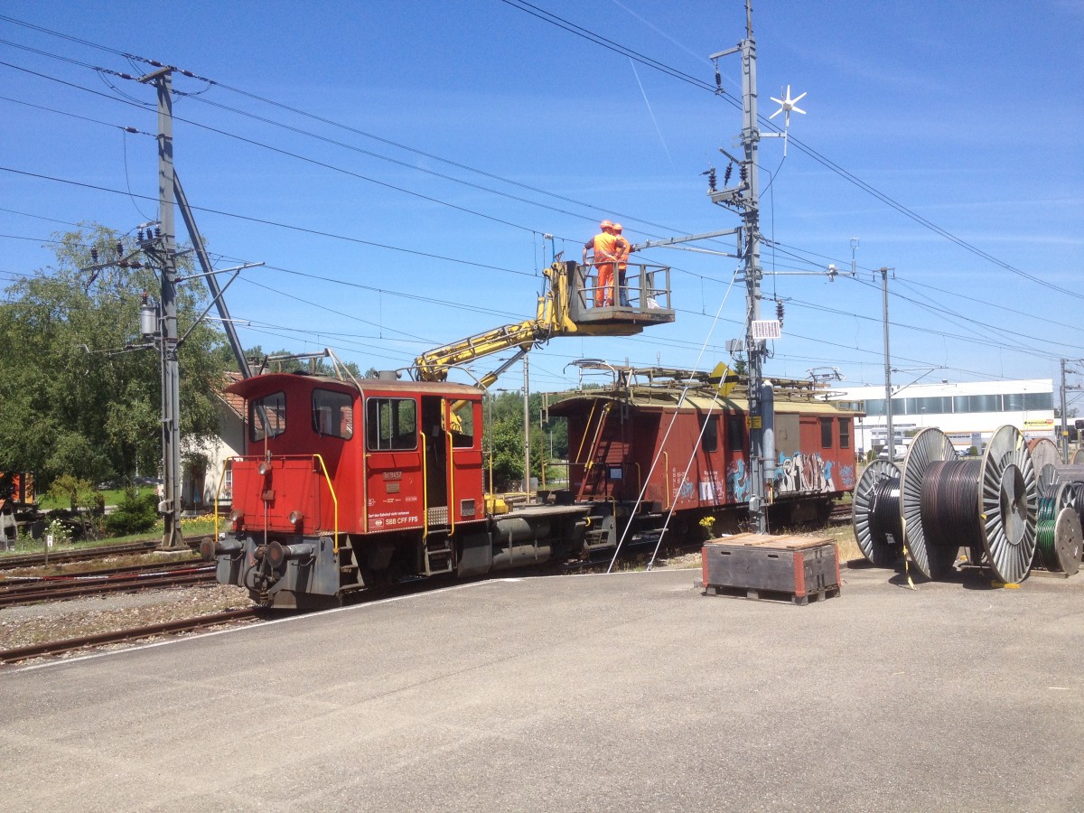 Tm III 9457 in Löwenberg ( Fahrleitungskurs Übungsplatz )im Einsatz. 
August 2014