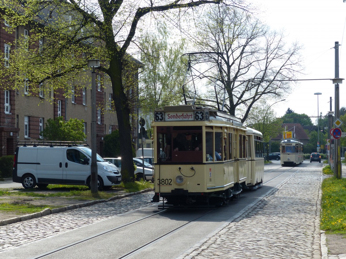 TM mit Lowa-Beiwagen in Pankow Heinersdorf, 20.4.2014