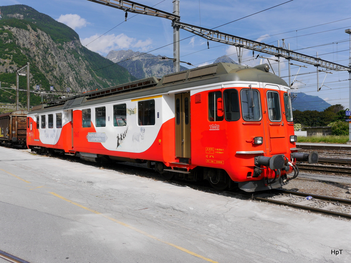 TMR / MO - Triebwagen ABDe 4/4  94 85 7578 006-9 im Bahnhofsareal von Martigny am 31.05.2015