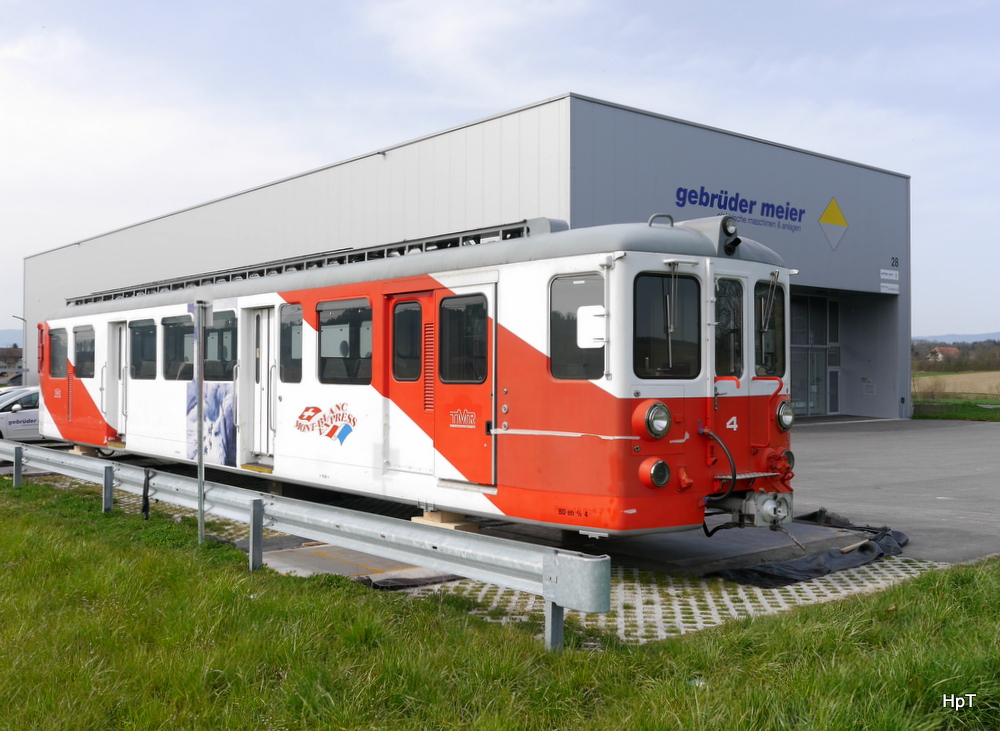 TMR - Triebwagen BDeh 4/4 4 an seinem Neuen Standort in Schüpfen am 30.03.2014