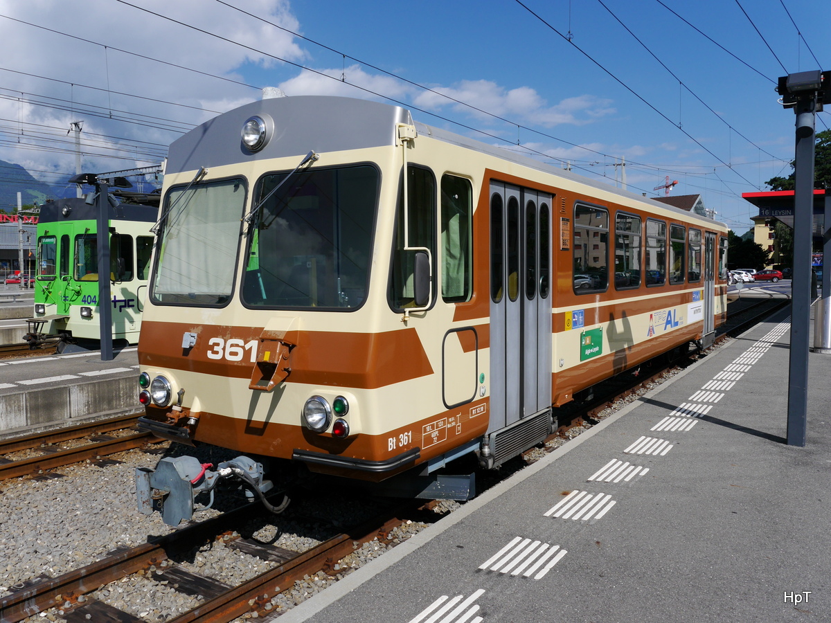 tpc / Al - Abgestellter Steuerwagen Bt 361 im Bahnhof Aigle am 01.08.2016
