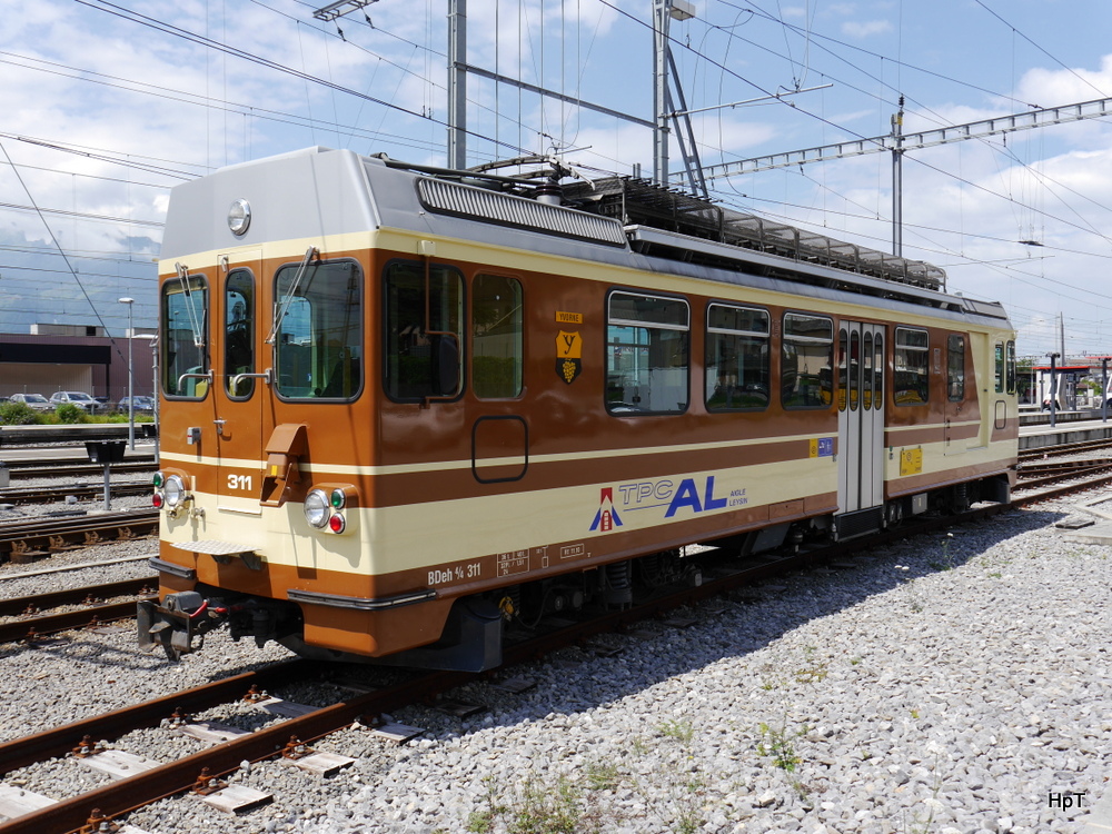 tpc / AL - Zahnradtriebwagen BDeh 4/4 311 im Bahnhofsareal Aigle am 27.07.2014
