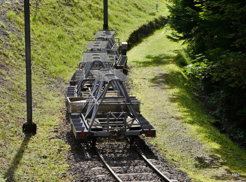 tpc / BVB - 4 Vorstellwagen abgestellt bei der Haltestelle von Fontannat-Seulaz am 27.07.2014