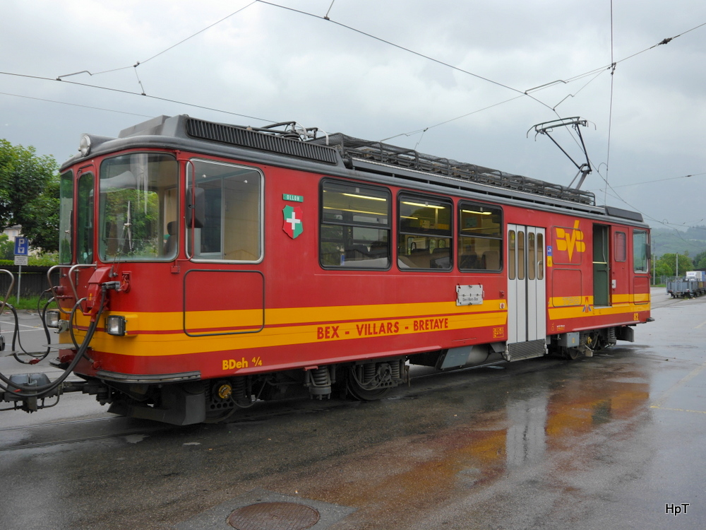 tpc / BVB - Triebwagen BDeh 4/4 82 im Bahnhofsareal in Bex am 20.07.2014