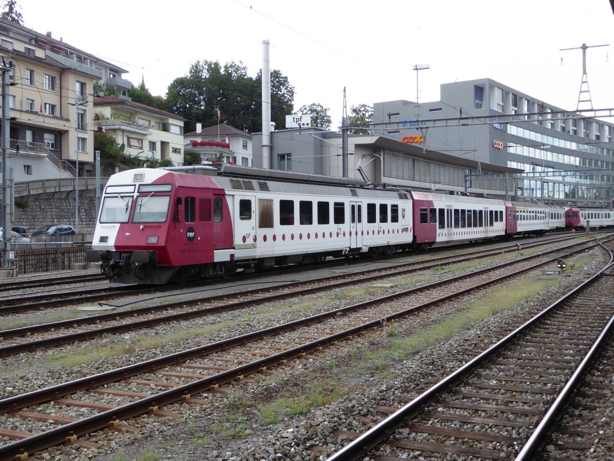 tpf - Abgestellte Reserve Pendelzug im Bahnhof von Freiburg am 05.09.2015