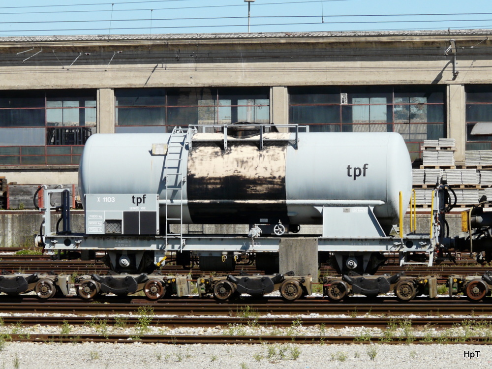 tpf - Dienstwagen X 1103 in Bulle am 03.09.2013