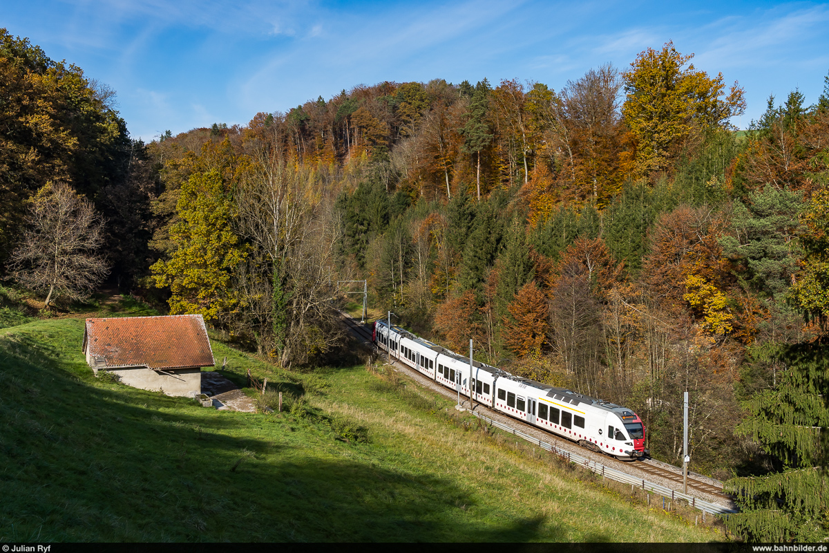 TPF RABe 527 191 / Pensier, 7. November 2021<br>
S21 Ins - Fribourg