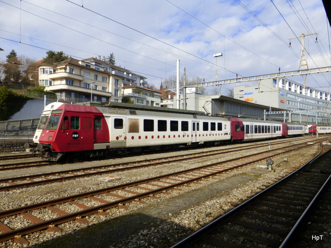tpf - Reservezüge abgestellt im Bahnhof von Freiburg am 14.02.2015