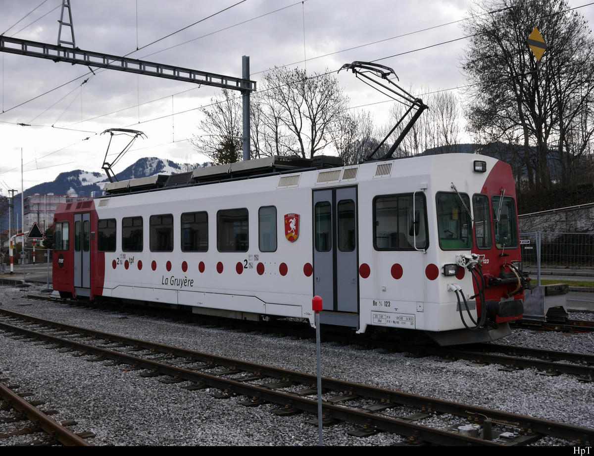 tpf - Triebwagen Be 4/4  123 abgestellt im Bahnhof von Bulle am 19.12.2020