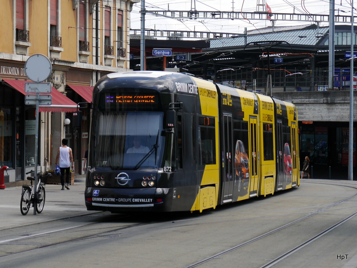 tpg - ( Ich bin auch ein Opel ) Werbetram Be 6/8  782 unterwegs auf der Linie 14 in Genf am 03.06.2017