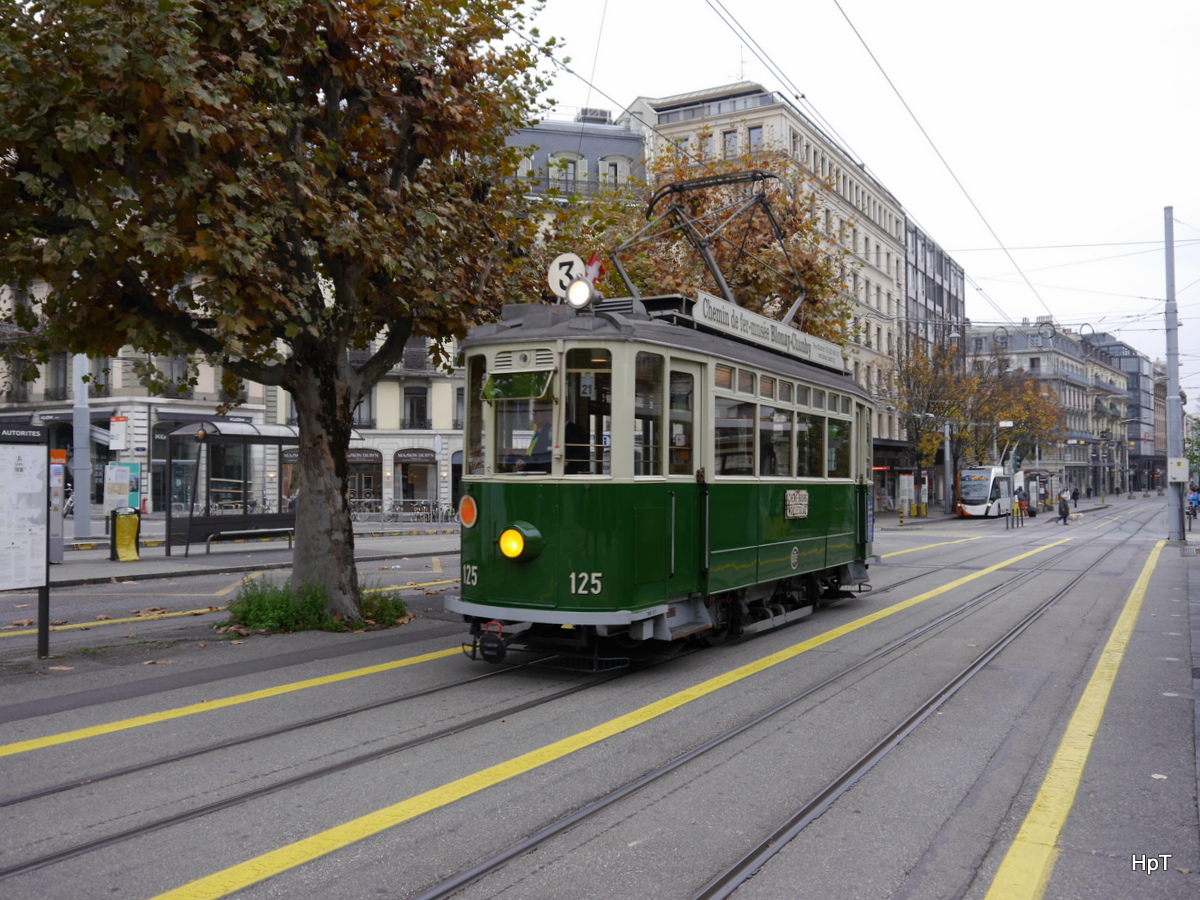 TPG - Oldtimer Be 2/2 125 unterwegs in Genf am 01.11.2015