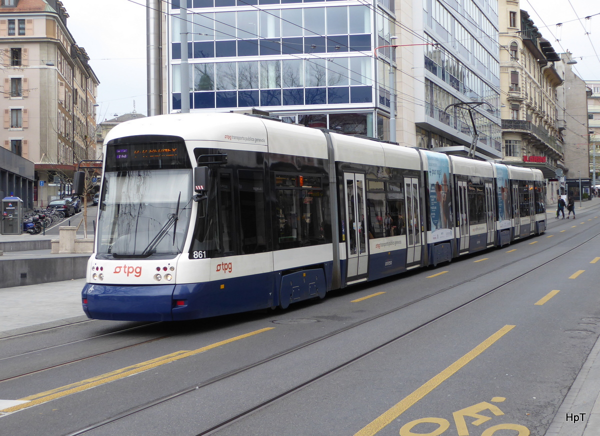 tpg - Tram Be 6/8 861 unterwegs auf der Linie 10 in der Stadt Genf am 09.04.2016