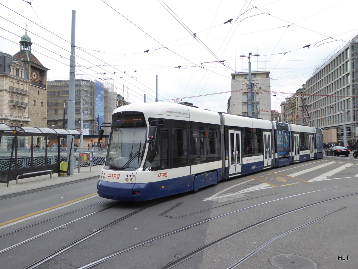 tpg - Tram Be 6/8 865 unterwegs auf der Linie 10 in der Stadt Genf am 09.04.2016