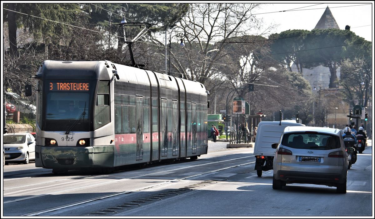 Roma / Rom ATAC SL 12/ (MRSTw 2045) Via Daniele Manin / Stazione