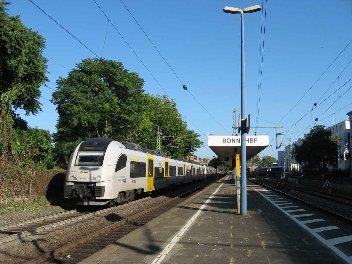 TransRegio Richtung Kln-Messe/Deutz fhrt am 4.9.13 aus Bonn Hbf aus.