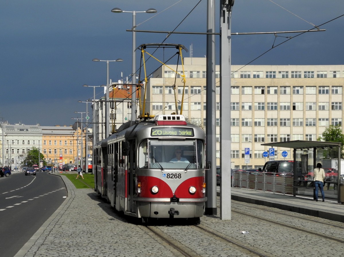 Tratra T3R.PLF 8268 am 24.04.14 am Sparta-Fußballstation/Praha