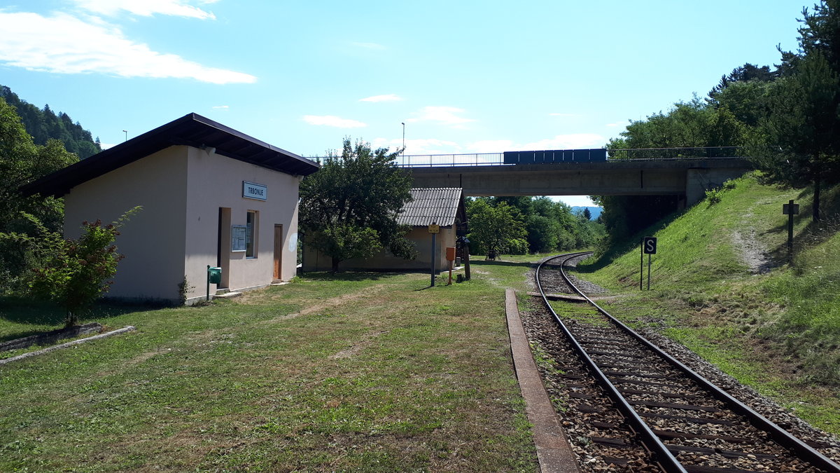 Trbonje (bis 1918 Trofin), unbesetzte Haltestelle, 7 km von Dravograd entfernt [2017-07-19]