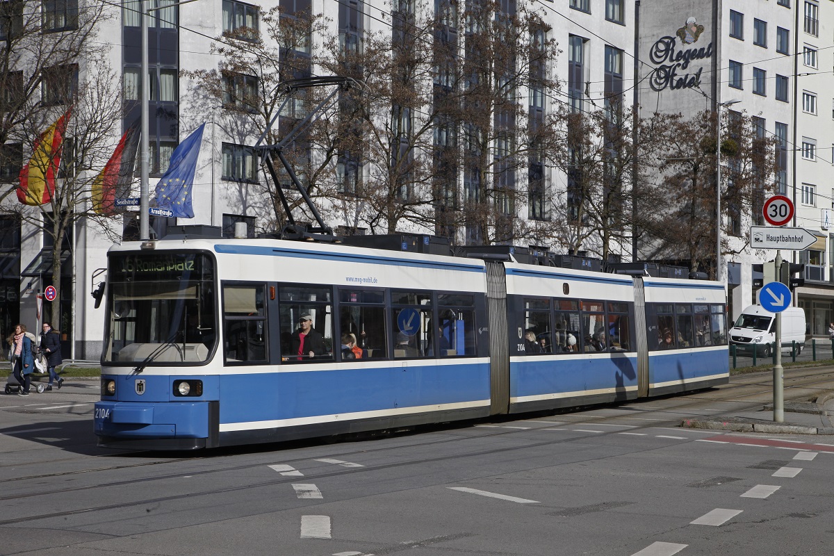 Triebwagen 2104,Linie 16, Arnufsstraße, 2.03.2017