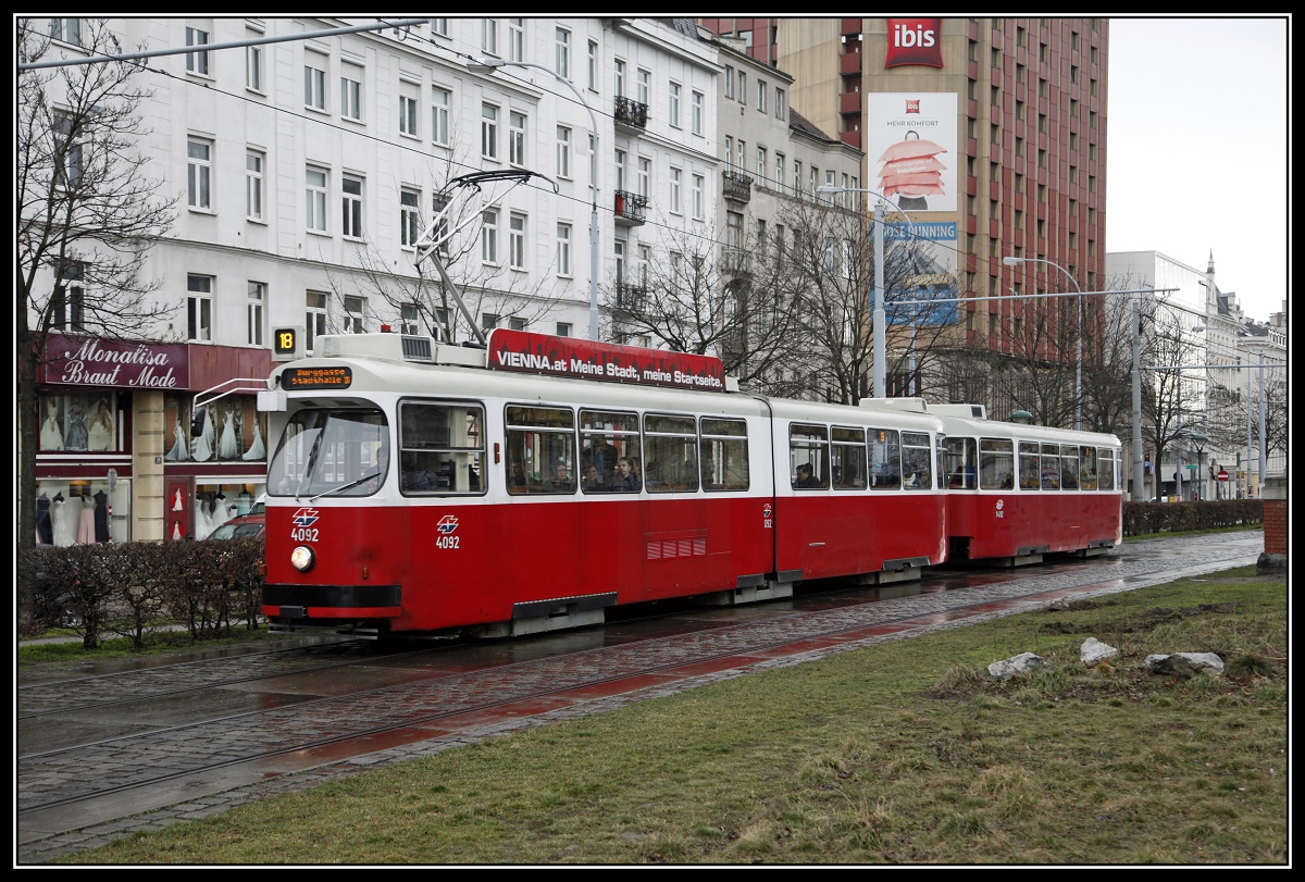 Triebwagen 4092, Linie 18, Mariahilfergürtel am 14.03.2018