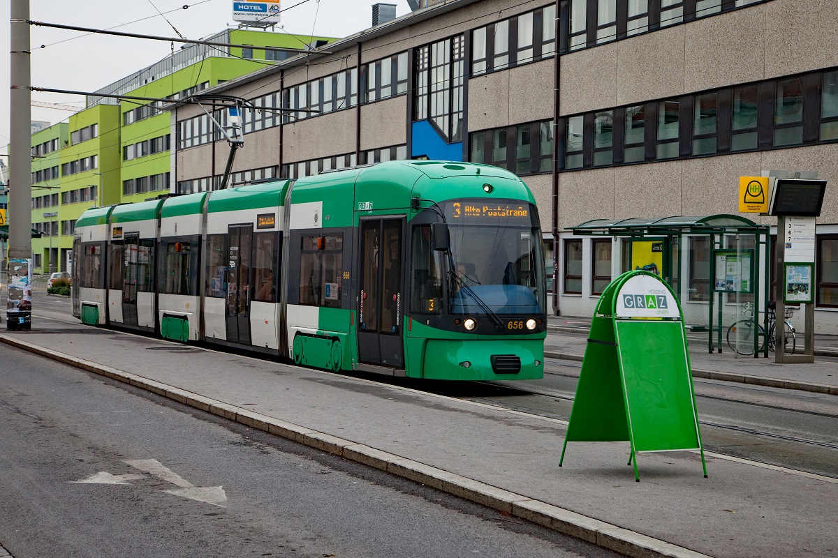Triebwagen 656,Linie 3,Eggenbergerstrasse am 7.11.2017.
