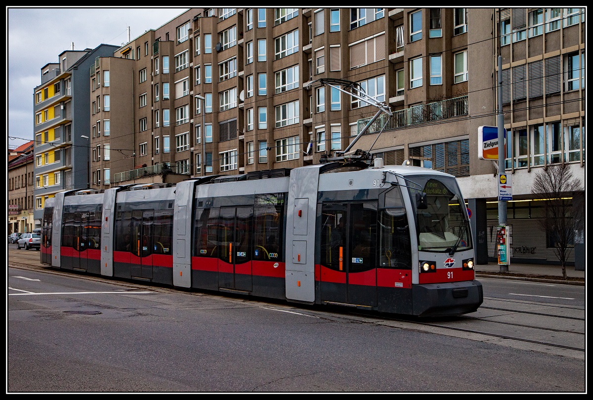 Triebwagen 91, Linie 62, Eichenstraße am 14.03.2018.