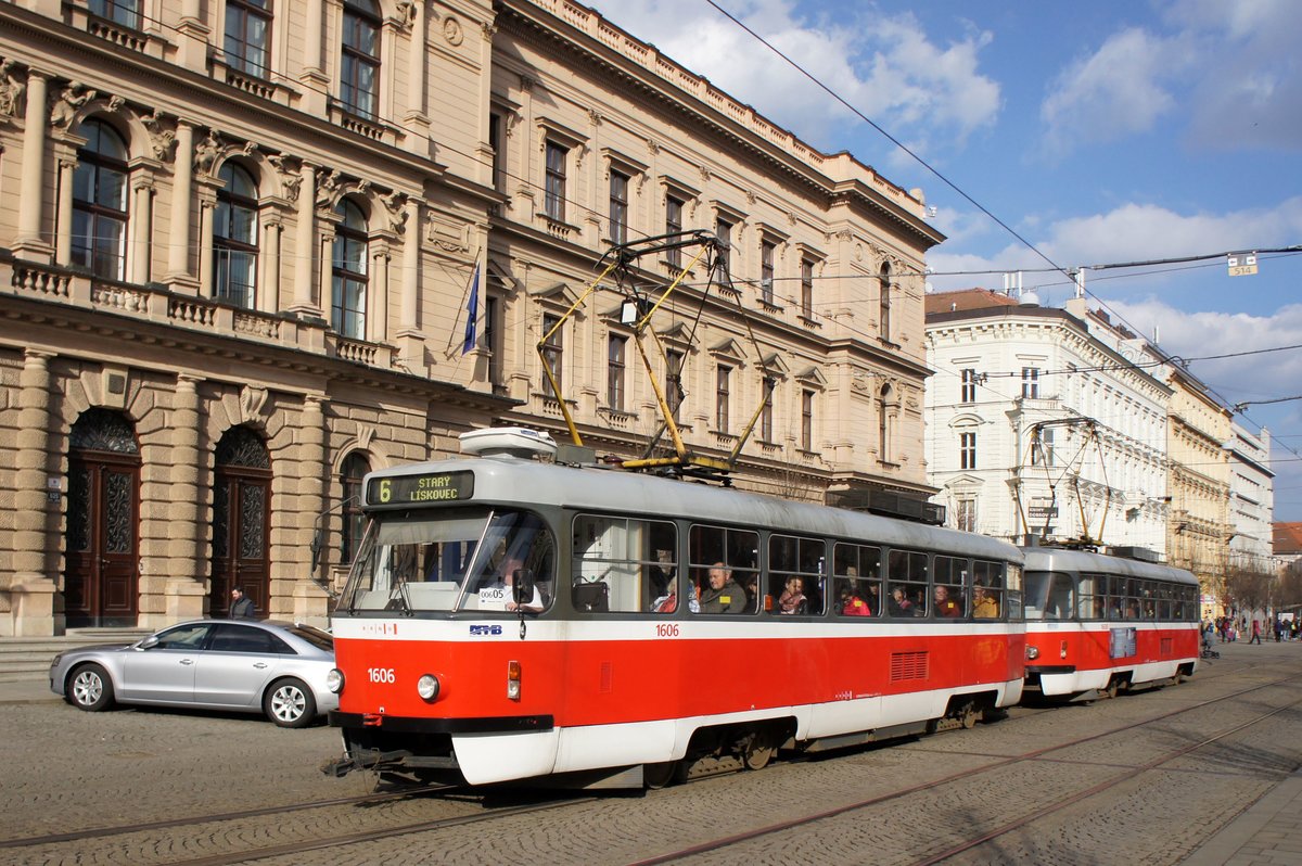 Tschechien / Straßenbahn (Tram) Brno / Brünn: Tatra T3G - Wagen 1606 sowie Tatra T3G - Wagen 1608 von Dopravní podnik města Brna a.s. (DPMB), aufgenommen im März 2017 im Innenstadtbereich der tschechischen Stadt Brünn.