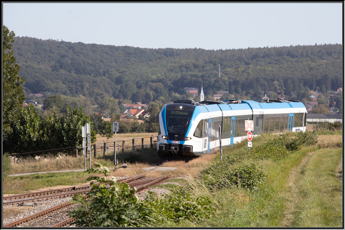 TÜEL NR. 12

Im September 2019 besucht die Graz Köflacher Bahn zum wiederholten male den Regiobahn Tag in Ernstbrunn 