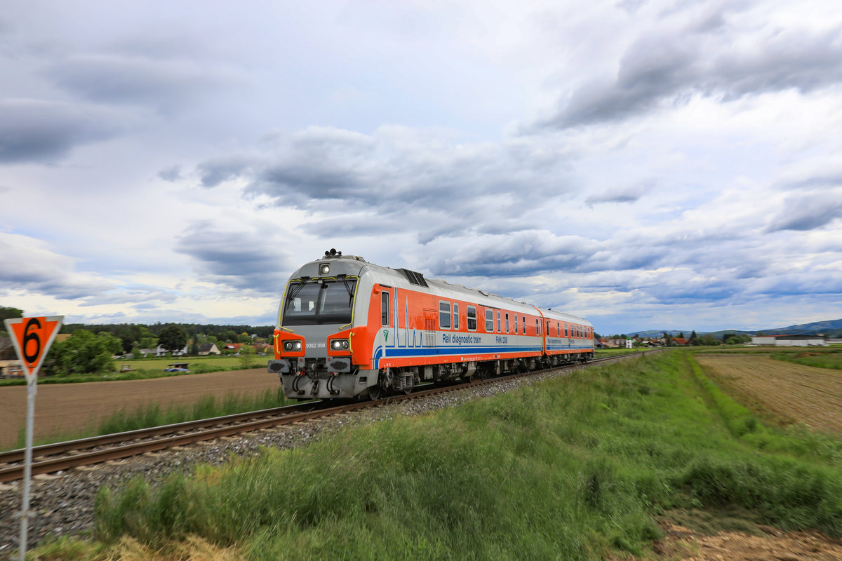 TÜRL NR . 9 Der Ultraschall-mess-Zug der MAV bei Frauental Bad Gams im April 2019