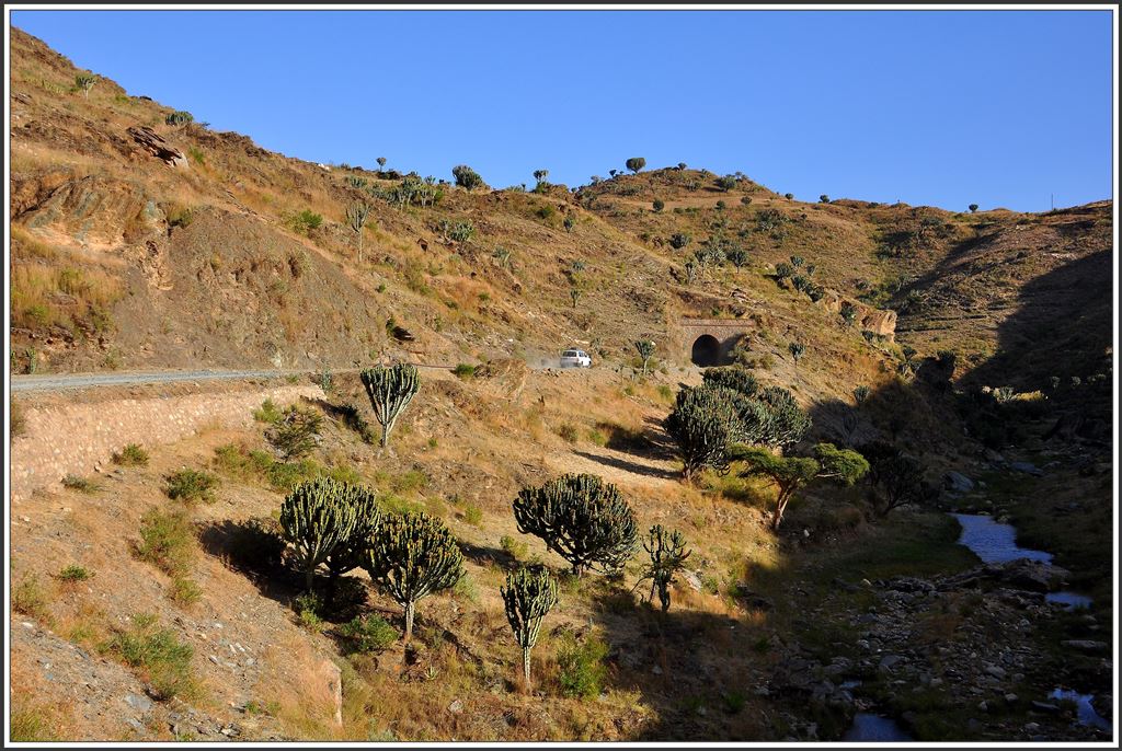 Tunnel Nr.30 zwischen Dem Sabei und Zazzega. (02.12.2014)