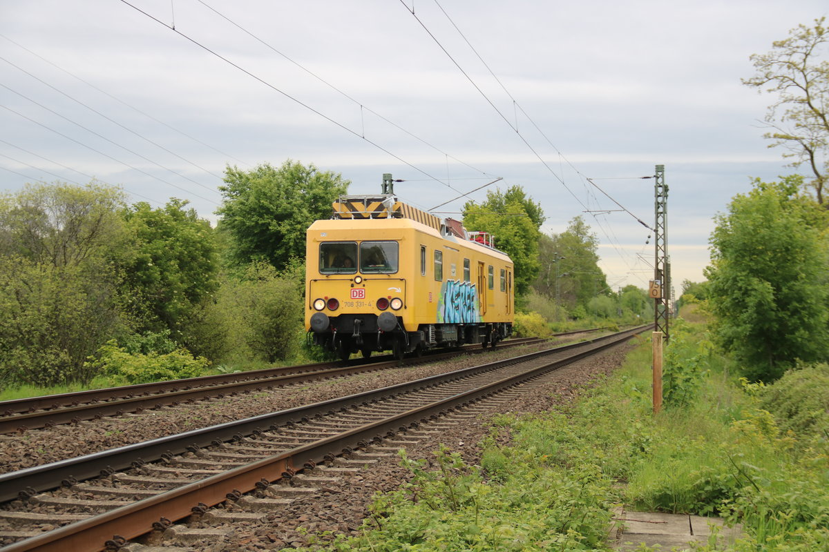 Turmtreibwagen 708 331 unterwegs zwischen Krefeld und Viersen am 16.5.19