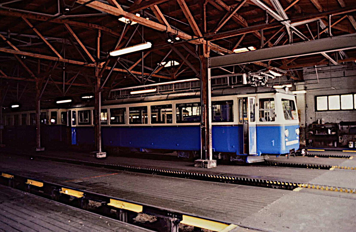 TW 1 der Bayerischen Zugspitzbahn im Bw Grainau, Sommer 1984