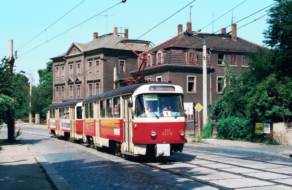 Tw 222 341 im Sommer 1992 auf der Hamburger Str. stadtwärts auf einer sehr rudimentären Li.1. Der Ort der Aufnahme ist heute nicht wieder zu erkennen.