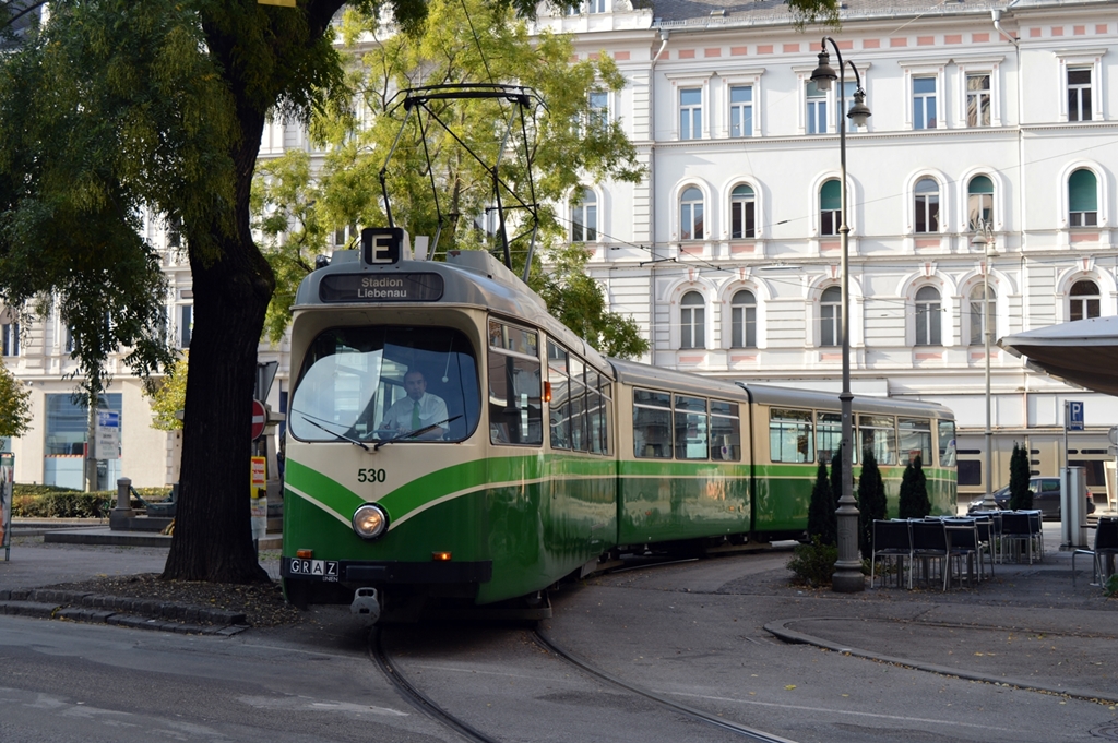 TW 530 besteckt als Linie E während einer Fotosonderfaht am Radetzkyspitz, 18.10.2015