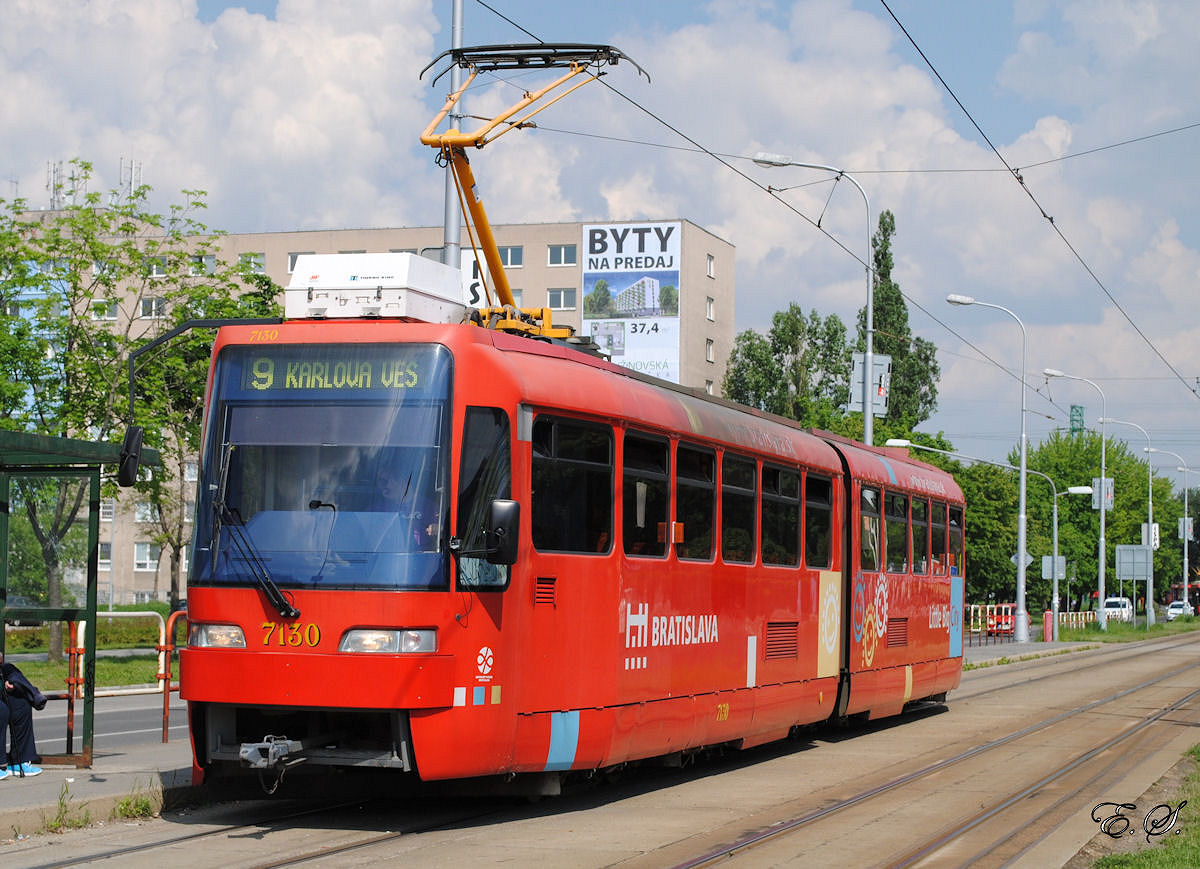 Tw. 7130, Ruzinovska ulica/ Hst. Chlumeckeho. (02.05.2014)