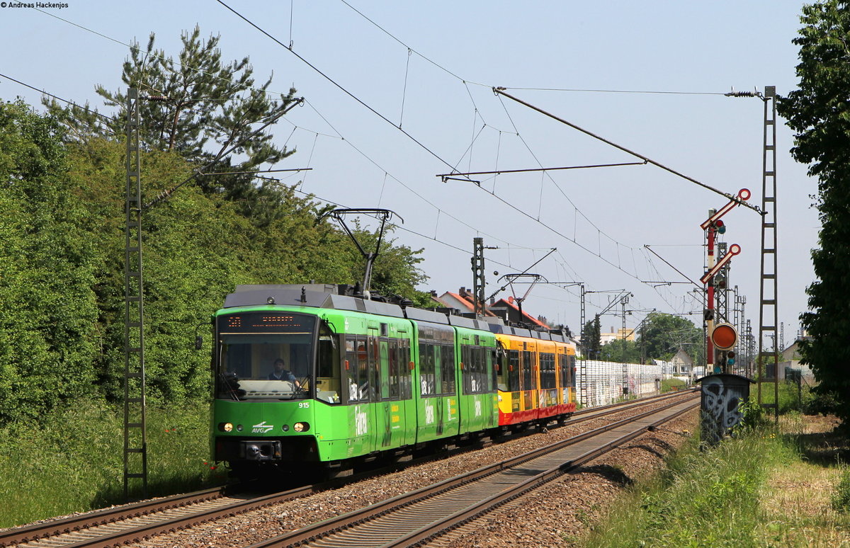 Tw 915 und Tw 853 als S8 nach Bondorf bei Durmersheim 18.5.18