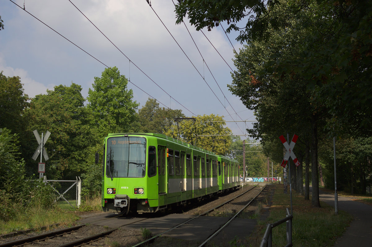 TW6102 der Üstra wurde am 09.09.16 zwischen Steintor und Erhartstraße aufgenommen. 