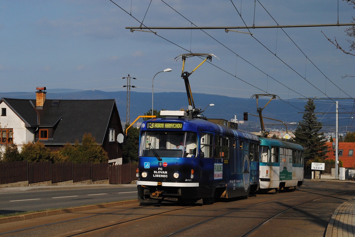 Tw.69 + 37 kurz vor der Endstelle Horni Hanychov. (22.03.2019)