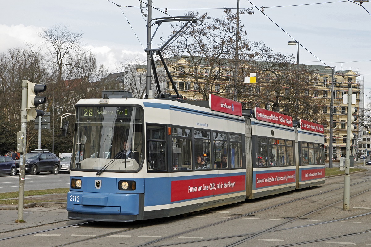 Twg2113,Linie28,München Karlsplatz-Stachus,4.03.2015.