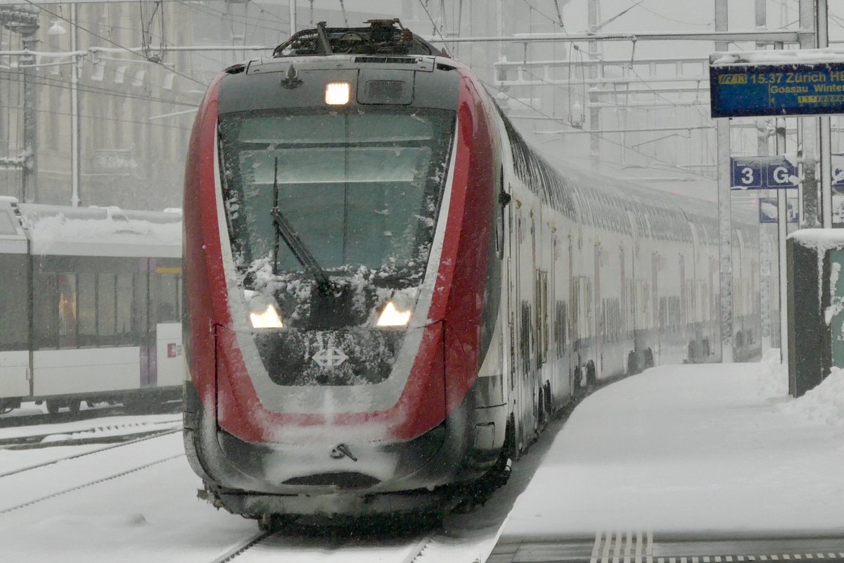 Twindexx RABe 502 207 erreicht am 5.1.19 den Bhf St. Gallen.
