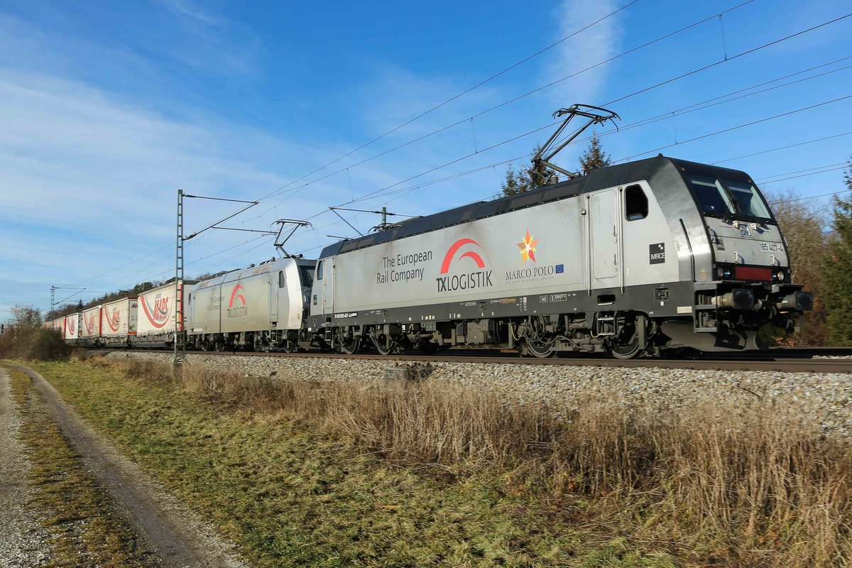 TX Logistic mit Marco Polo Sticker am 20.12.2020 bei Eglharting.