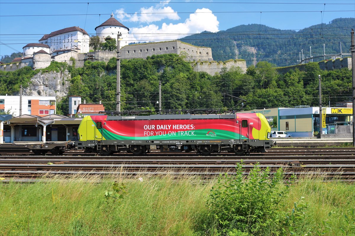 TX Logistik 193 557-6 am 10.08.20 in Kufstein vom einem Parkplatz aus fotografiert