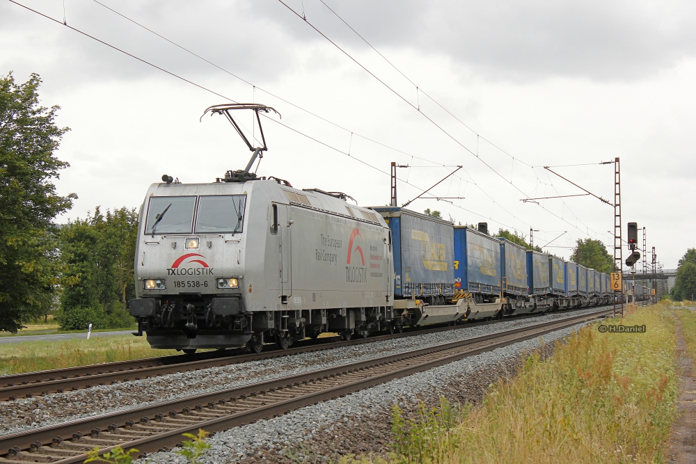TXL 185 538-6 mit KLV in Th�ngersheim, Juli 2015.