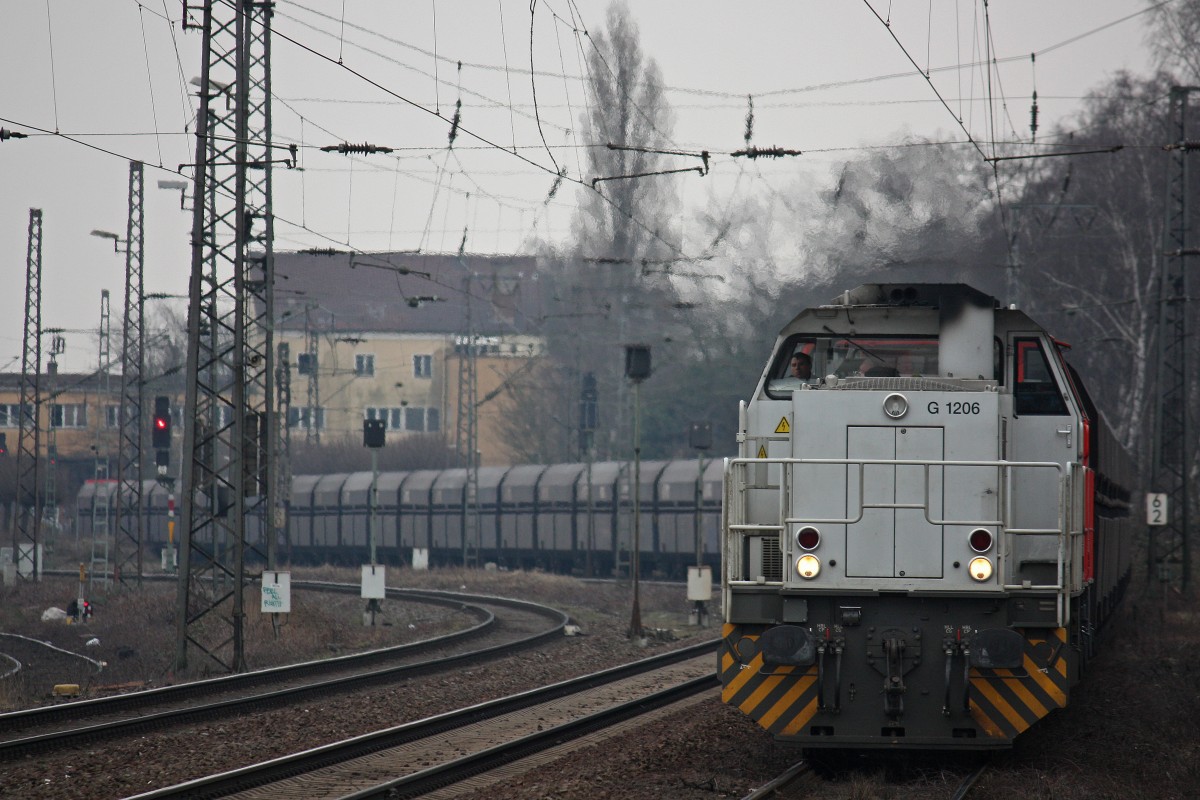 TXL Mietlok  Beci  mit der ehemaligen CFL 1503,ebenfalls im Einsatz bei TXL mit einem Kohlezug in Duisburg-Bissingheim.Der Zug fuhr zum Kopf machen nach Duisburg-Entenfang.
