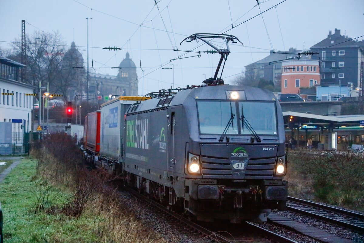 TXL/ELL 193 267  Edelstahl  mit KLV in Wuppertal, Januar 2023.