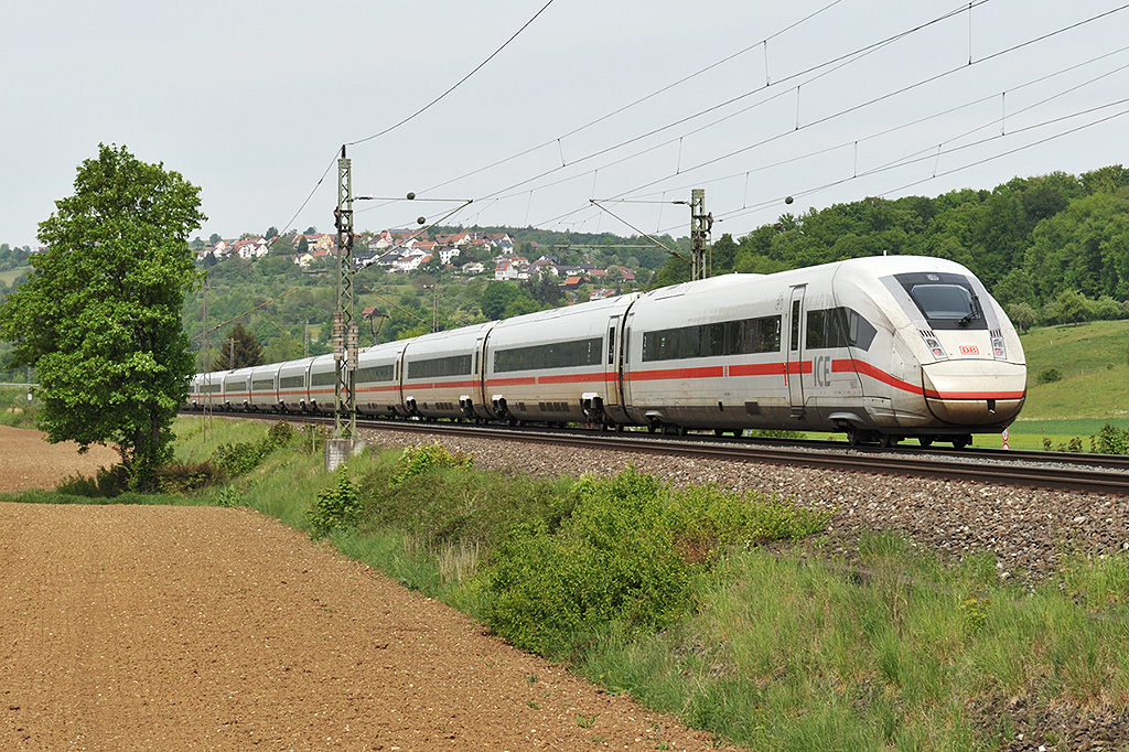 Tz 9002 auf dem Weg nnach Stuttgart bei Uhingen 05.05.2020