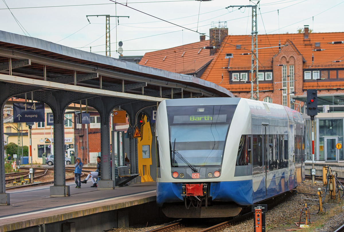 UBB Triebwagen der BR 646 während der Zugpause in Stralsund vor der Abfahrt nach Barth. - 29.09.2016